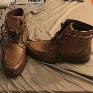 Size 9 1/2 black brown boots. Color- Brown